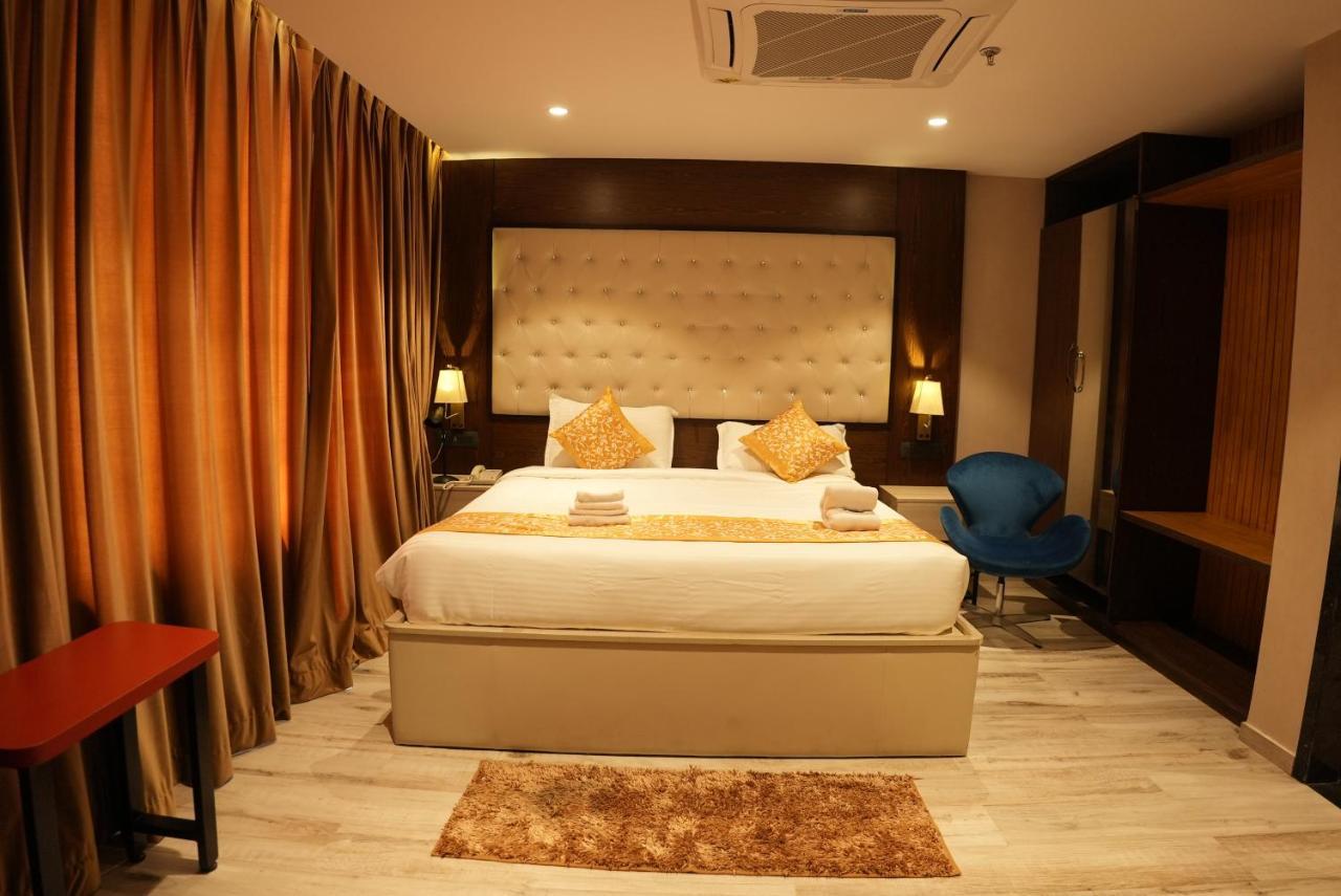 Hotel Ocean Vista Bay Вишакхапатнам Экстерьер фото